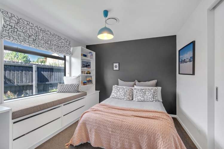 39 Dunlops Crescent Bottle Lake_15