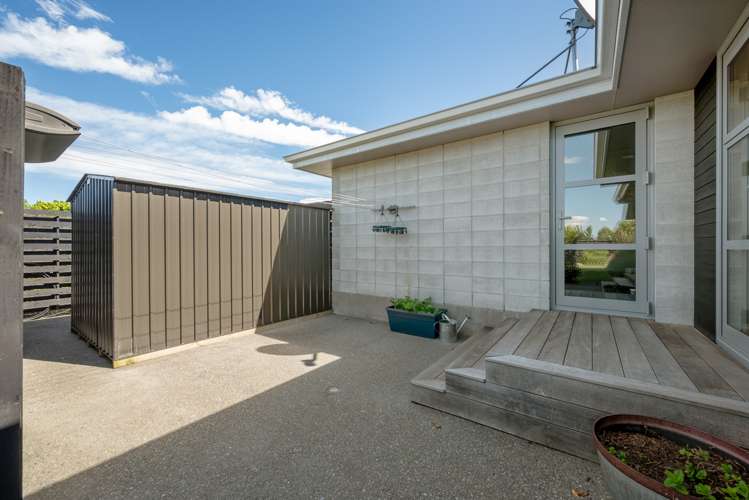 5 Avignon Place Fairhall_50