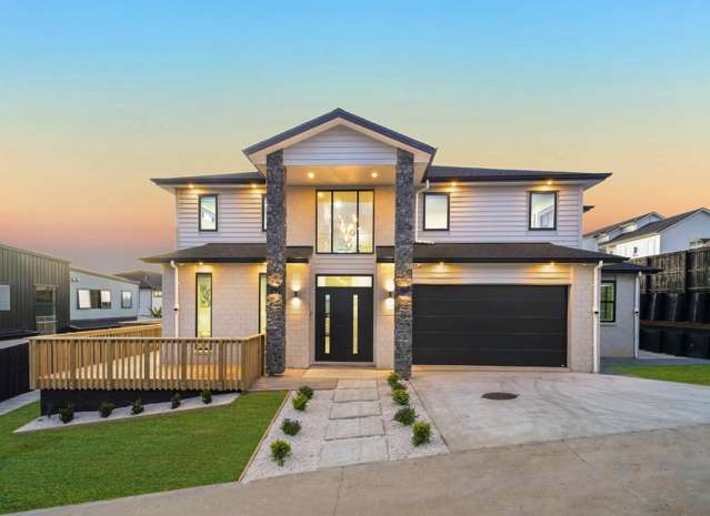 Brand-New Smart Home of Pure Luxury!