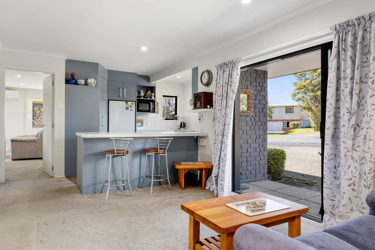 1/7 Kathleen Place_2