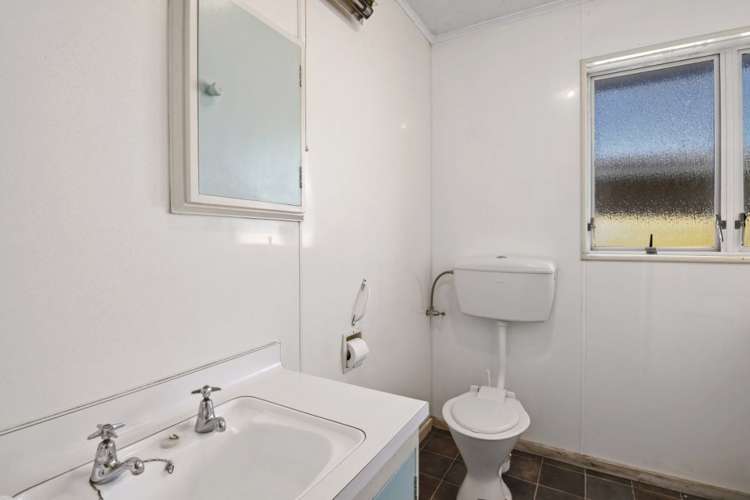 2/10 Galway Street Stoke_10