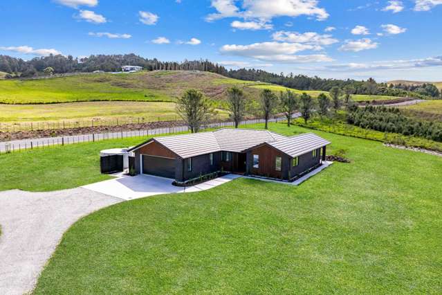 Executive Style Living in a Rural Retreat