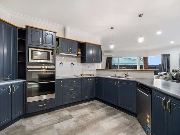 152 Gravatt Road Papamoa Beach_8
