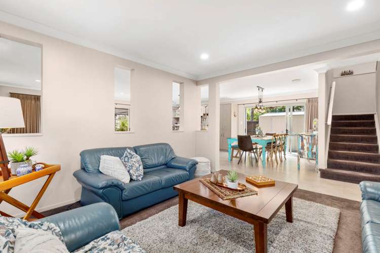 51 Turnberry Drive Wattle Downs_5