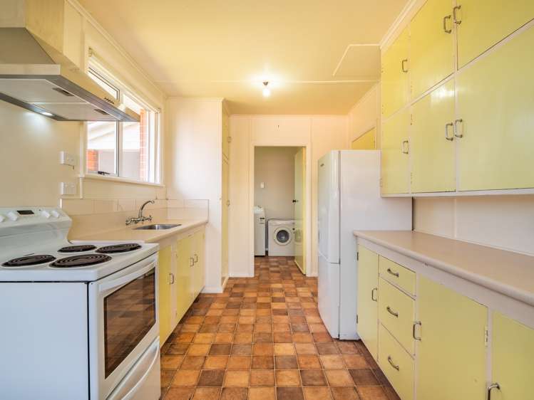 9 Columba Avenue Calton Hill_7