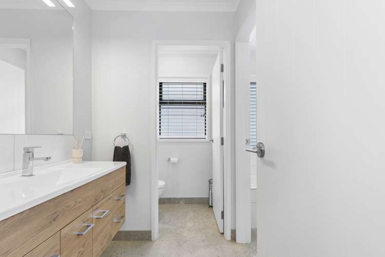 84 Pakanga Grove Pyes Pa_25