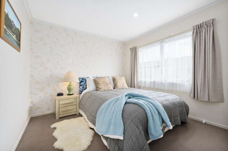 6 Newfound Way Glen Eden_14