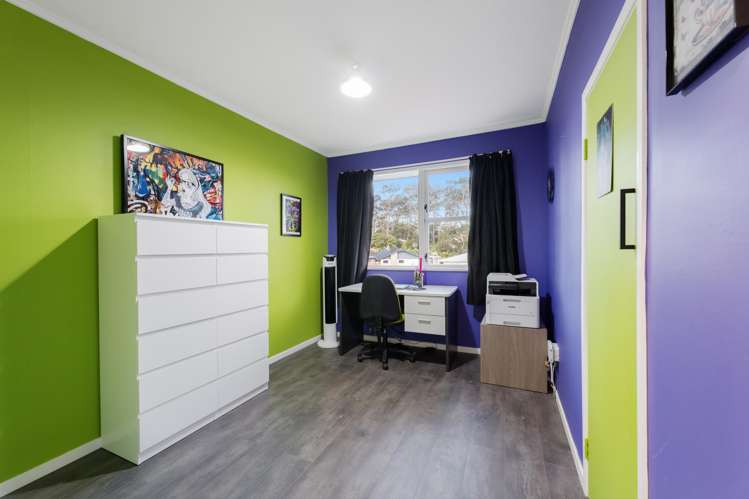 16 Thornlow Street Glendene_15