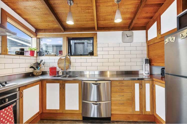 23 Dargle Way Island Bay_10