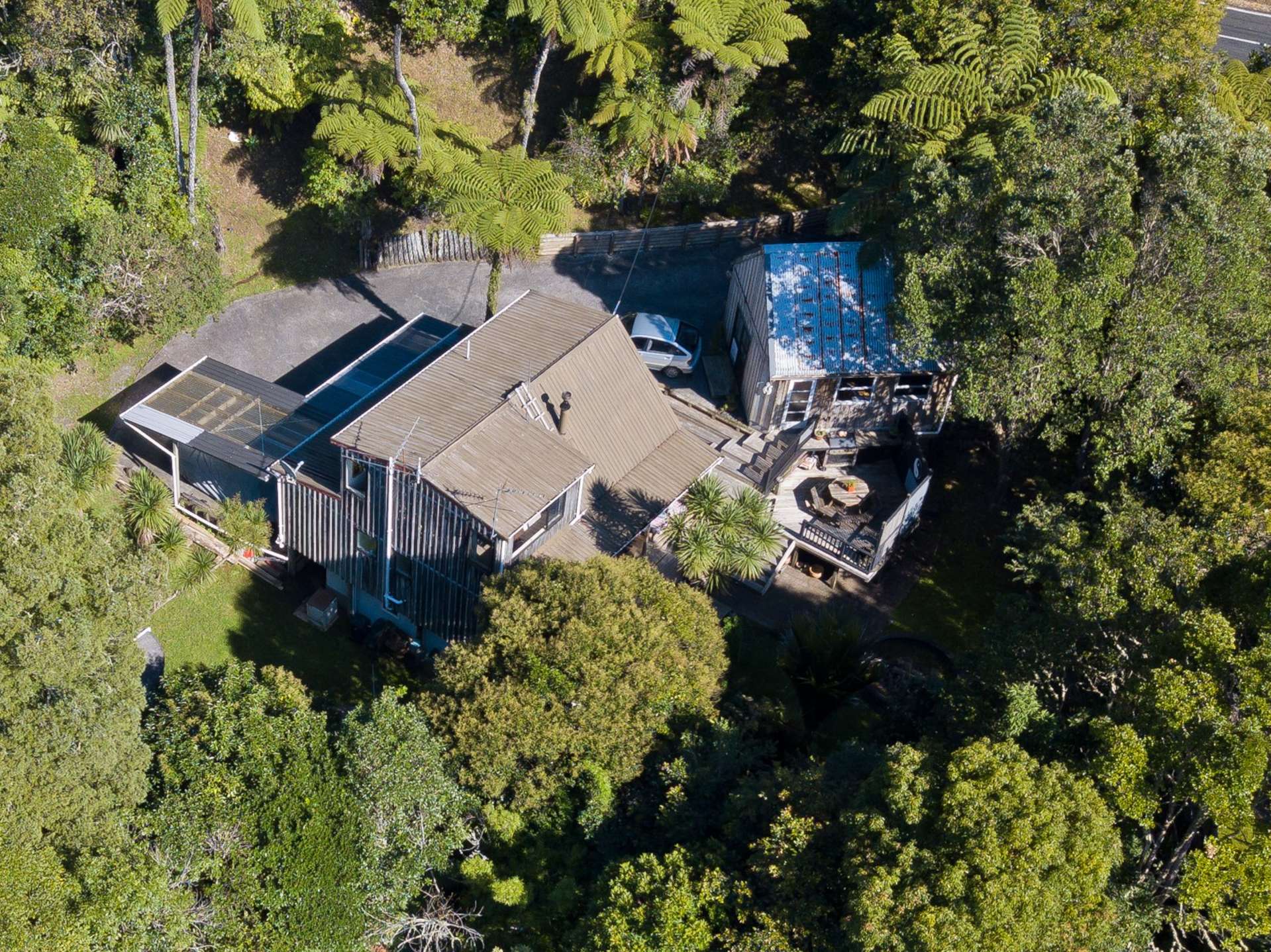 356 Forest Hill Road Waiatarua_0