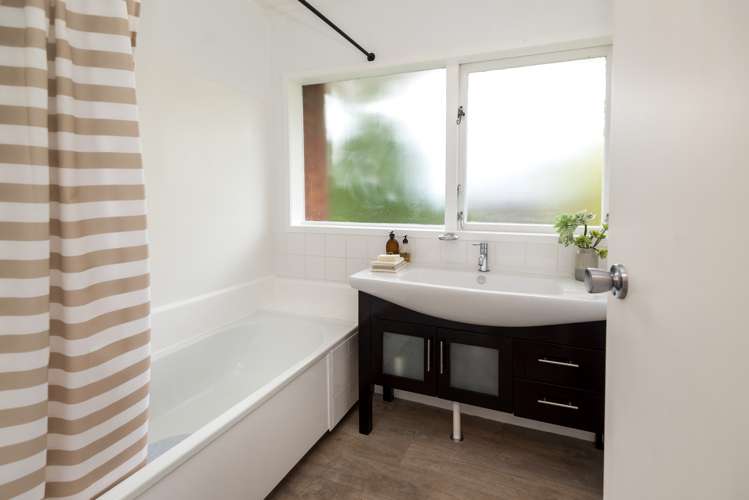 1/16 Castleton Drive Howick_10