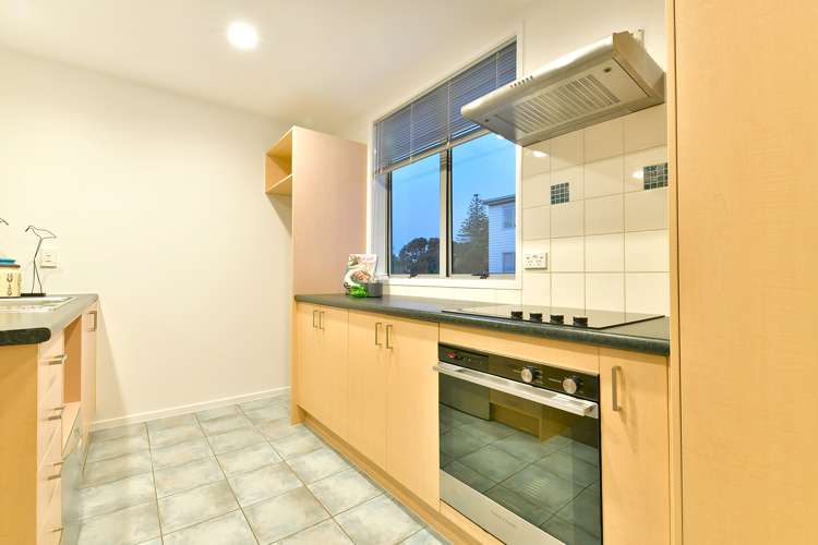 17/3 Riverside Road Orewa_9