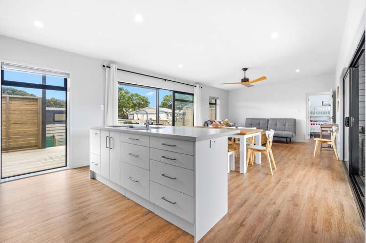 72 Aubrey Road Pataua North_19