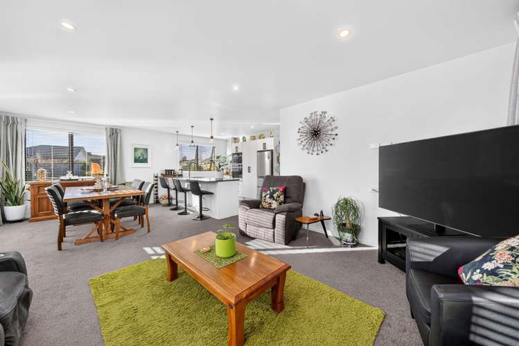 23 Tarata Grove Masterton_7