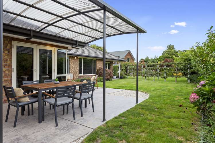 15 Hewitts Road Woodend_17