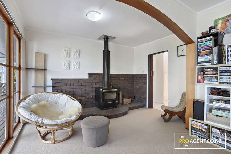 33 Lookout Drive Laingholm_20