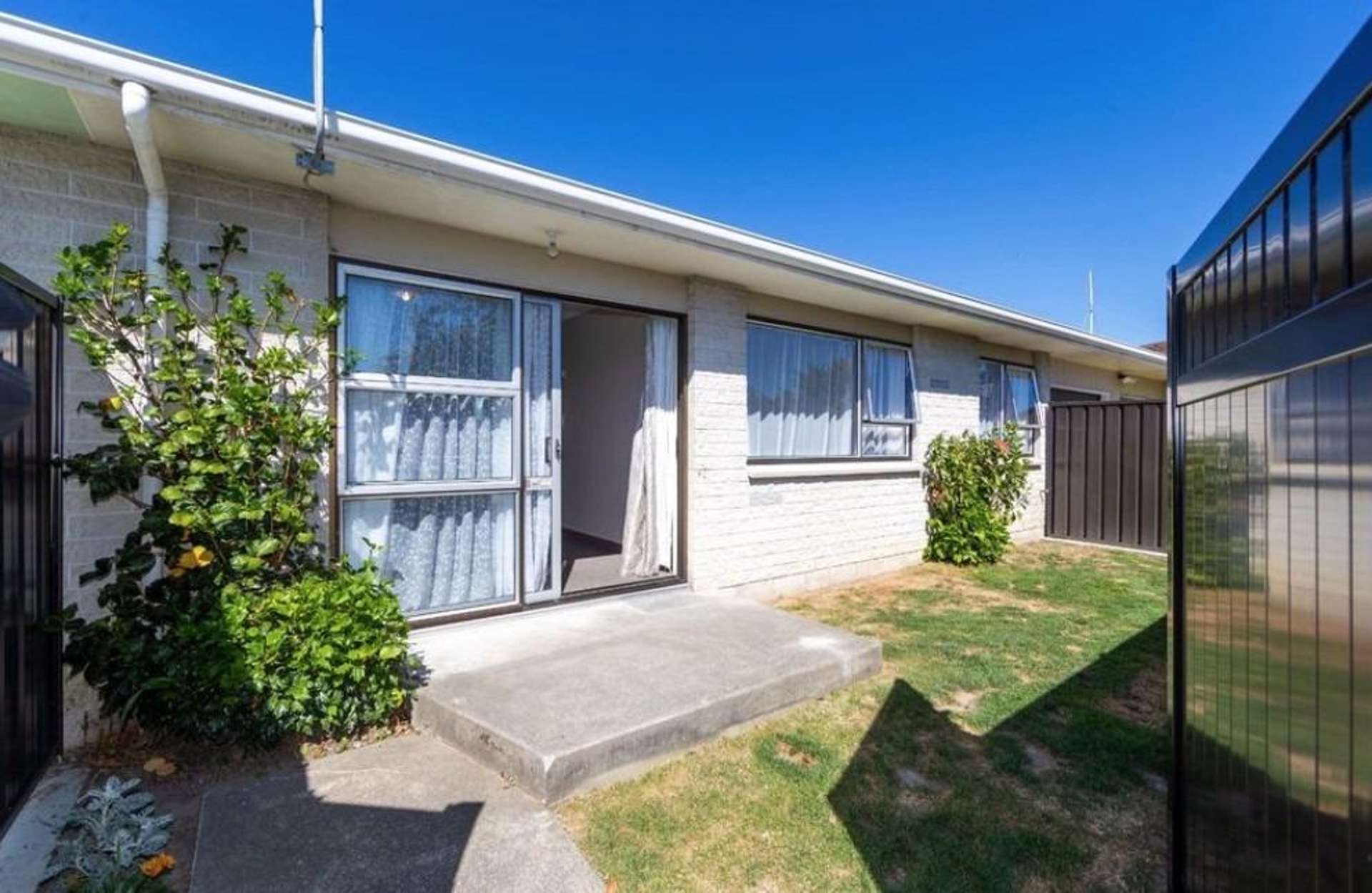 2/408 Mclean Street 10482_0