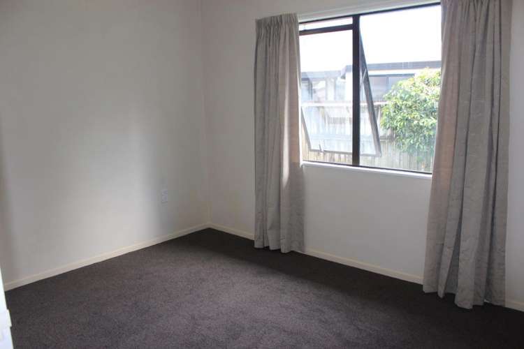 11 Lickfold Lane Pukete_12