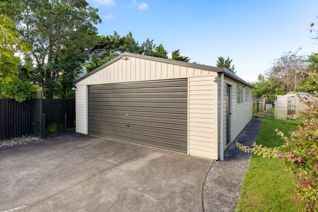 12 York Place Awapuni_1