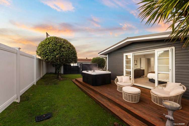 74a Wiseley Road West Harbour_9