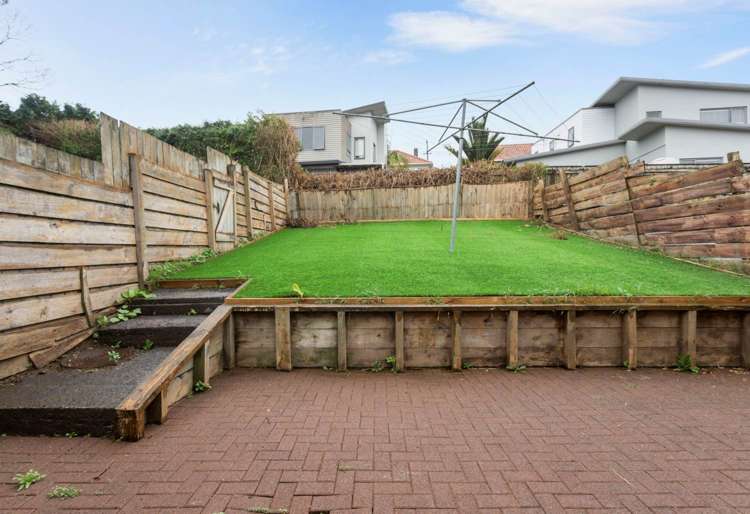 11/21 Aliford Avenue One Tree Hill_5