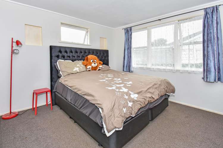 161 Clevedon Road Papakura_10