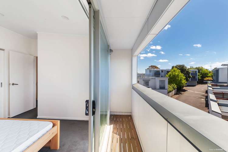 53/3 Wagener Place Mount Albert_10