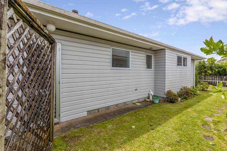 1/17 Walsh Road Westown_14