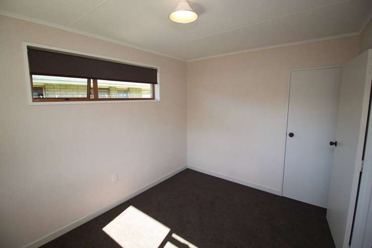 136e High Street Bulls_18