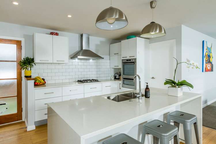 10 Arthur Crescent Hauraki_9