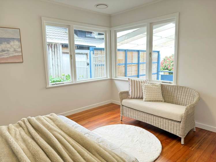 41 Seacliffe Road Hillsborough_17