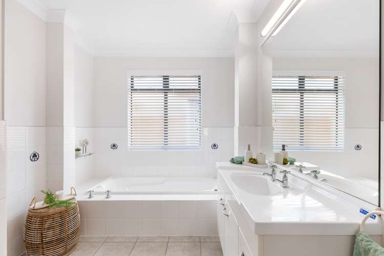 19 Laguna Key Papamoa_23