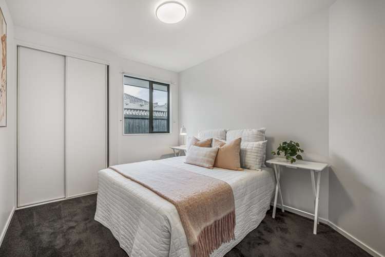 5 Bering Street Northwood_14