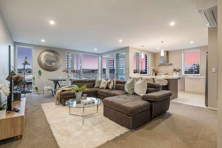 1 Stables Lane Millwater_1