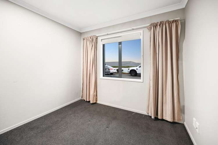 14A Castleton Way 2743_6