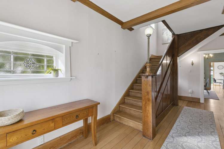 255 The Parade Island Bay_10