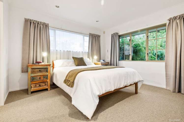 15 Awaroa Stream Drive Waiuku_11