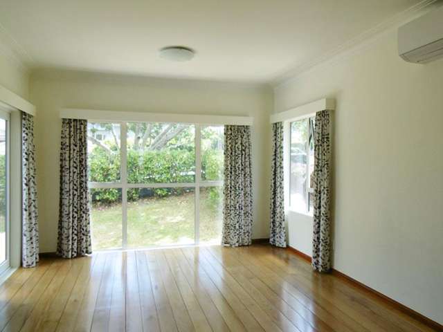 86 Valley Road Mount Eden_1