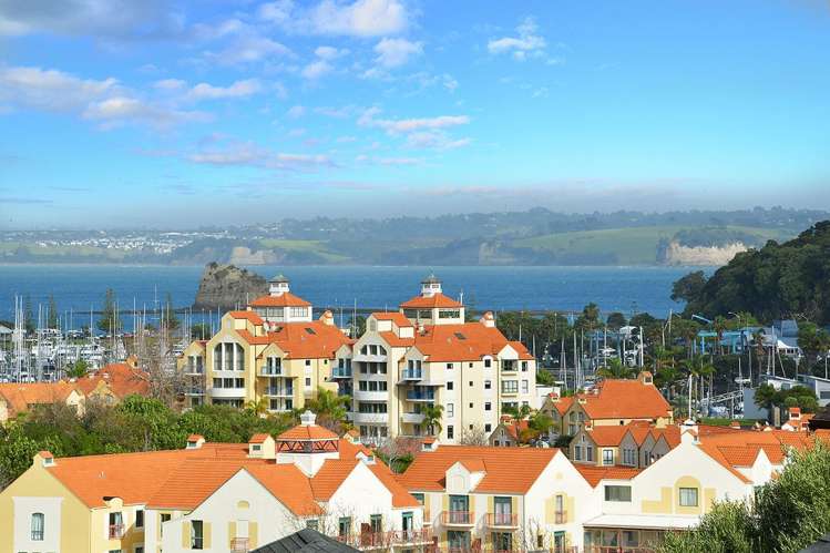 34 Midshipman Court Gulf Harbour_21