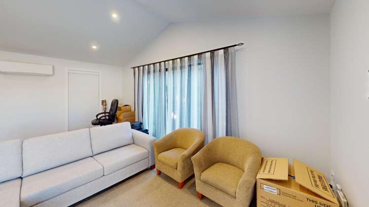 B/2 St Leonard Street Saint Johns Hill_5