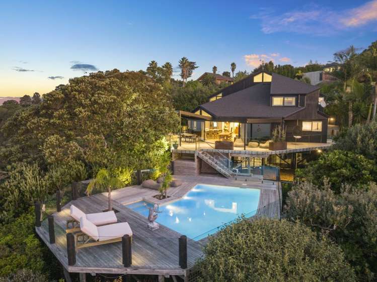 86 Vipond Road Stanmore Bay_3