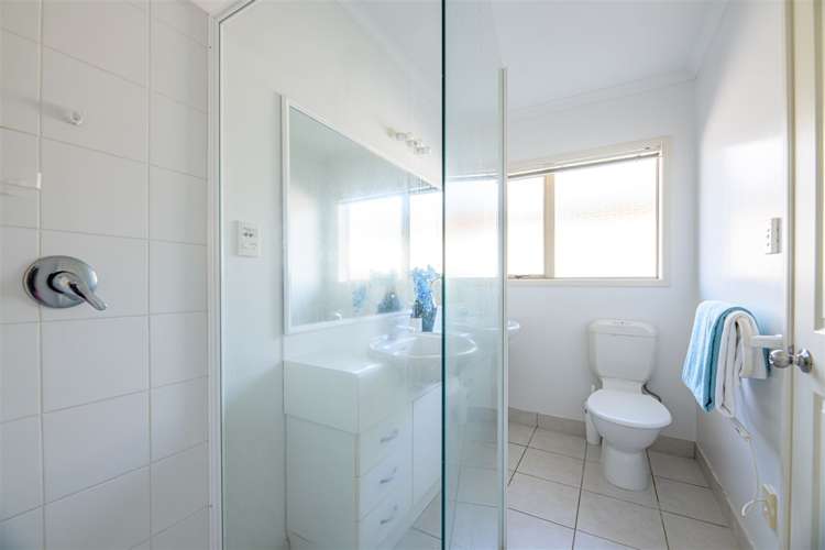 8 Brookwood Drive Henderson_15