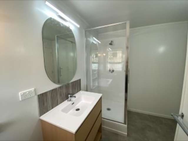 192E River Road 1055_2