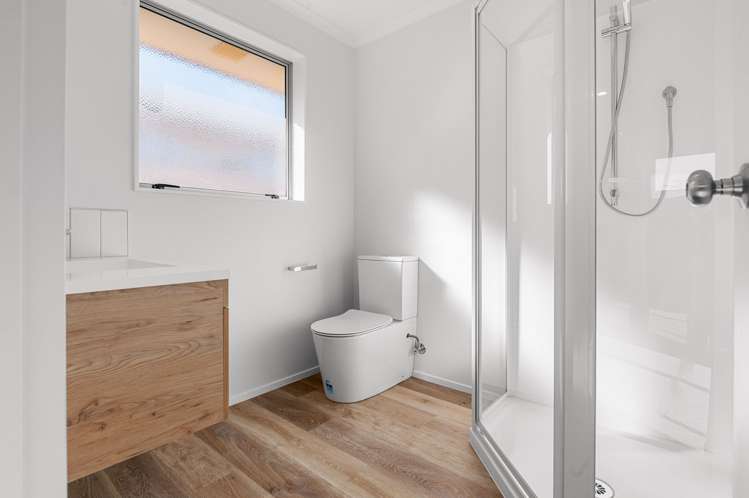 7 Farleigh Close Huntington_8
