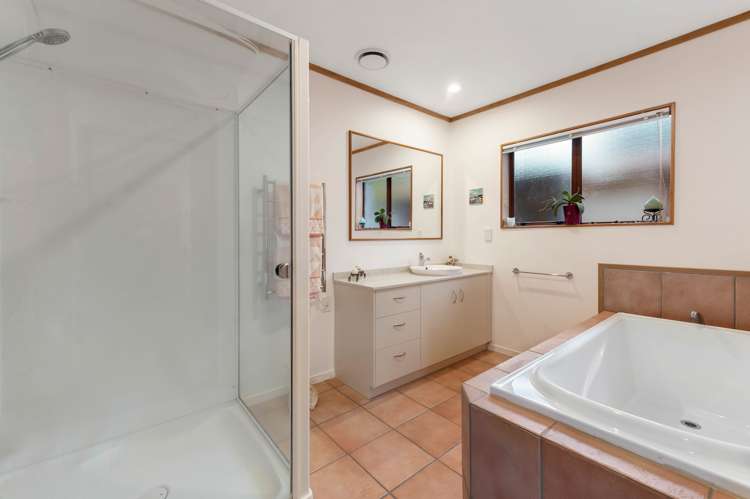 8 Forest Place Lynmore_19