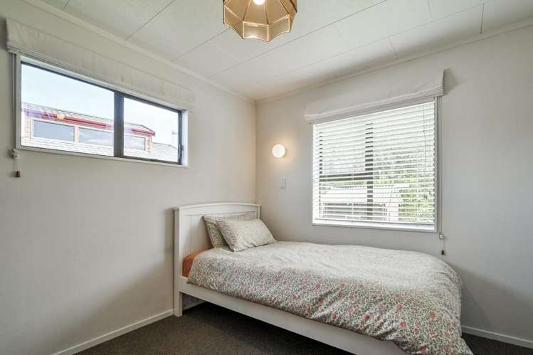 8 Palmer Place Parkvale_13