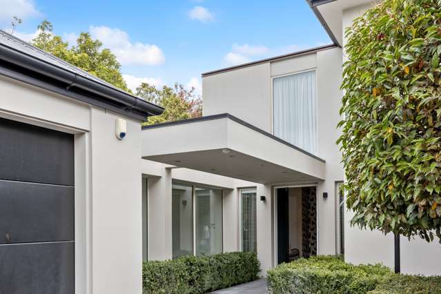 10 Springvale Gardens Harewood_1