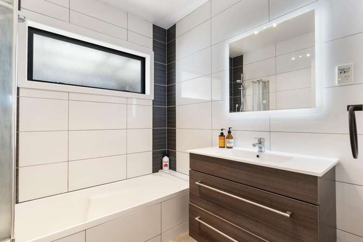 19 Japonica Drive Beach Haven_12