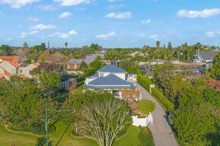 1 Almond Grove Greenhithe_20