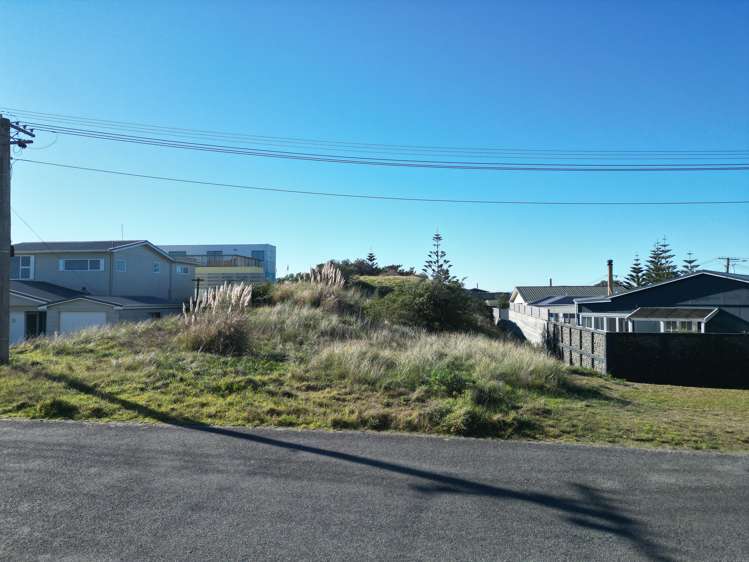 37 Marine Parade South_2